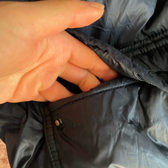 Abercrombie & Fitch Puffers GUC Size S - Picture 4 of 4